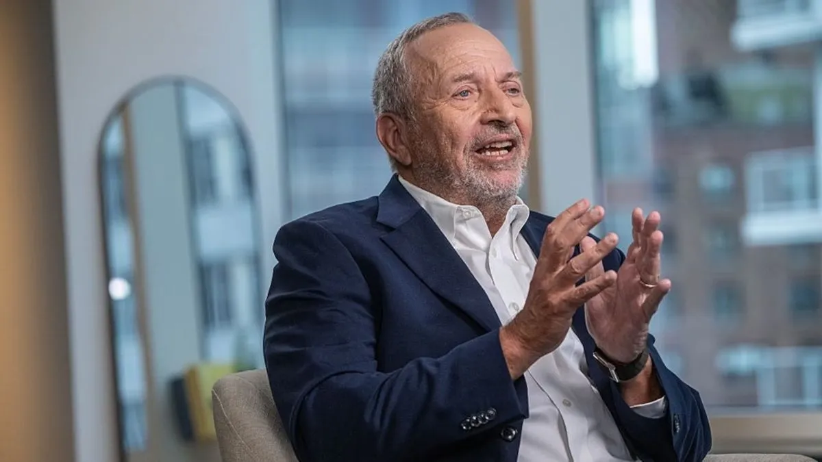 Larry Summers Steps Back From Harvard Teaching Role as Epstein Review Intensifies
