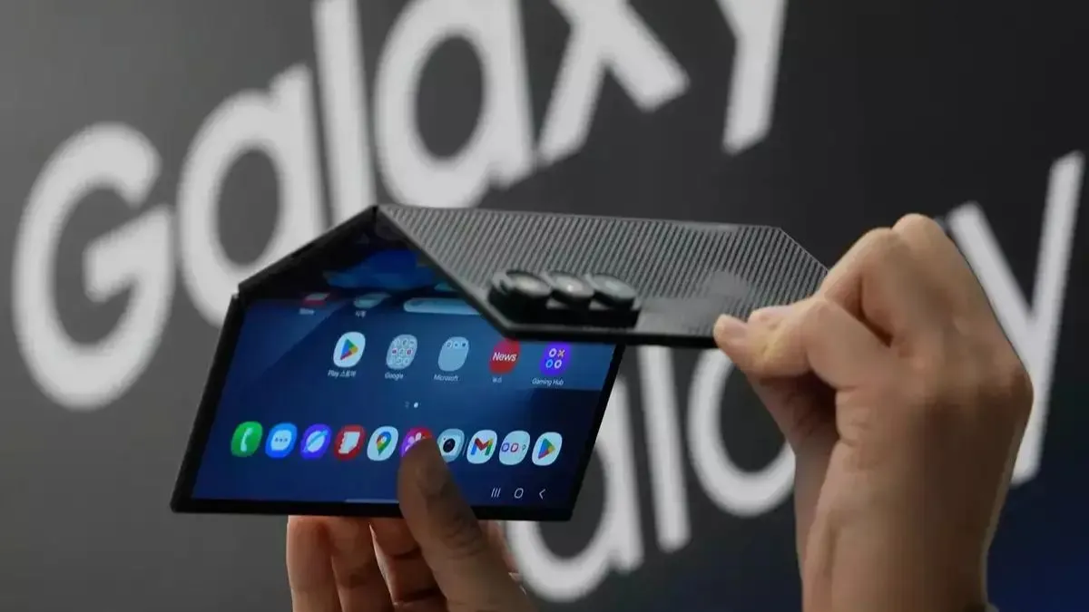 Samsung Galaxy Z TriFold: Price, Launch & Key Features